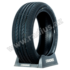 RP68 215/45 R17